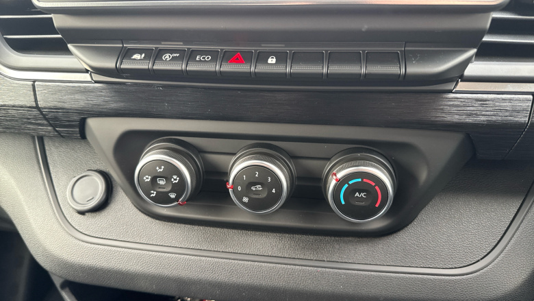 Renault Trafic Swb Diesel SL30 Blue dCi 150 Extra [Safety] Van